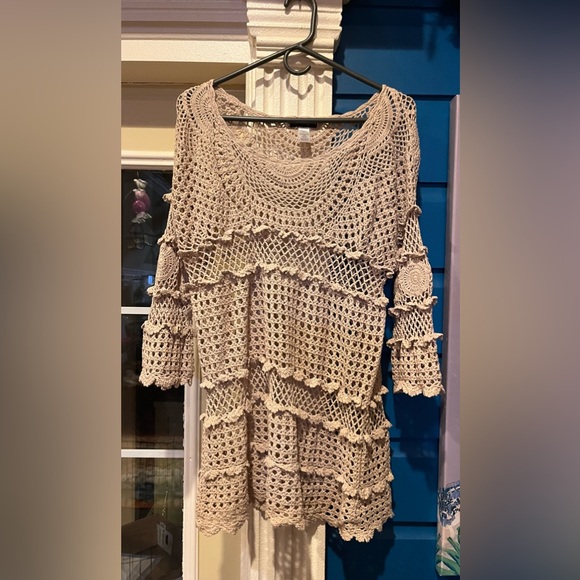 Sweet Magnolia Beige Crochet Cover Up Sz XL - Picture 2 of 8